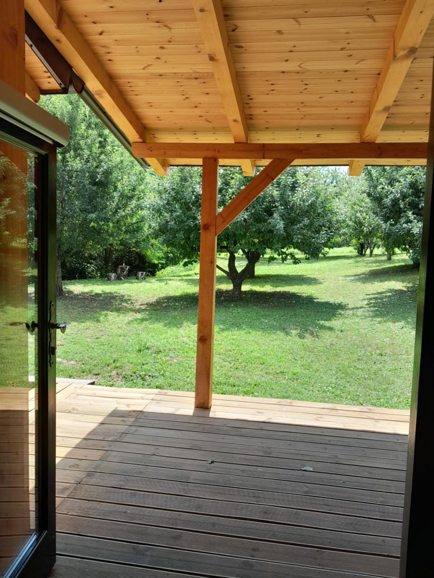 Nica Wood Sremska Kamenica Exterior foto